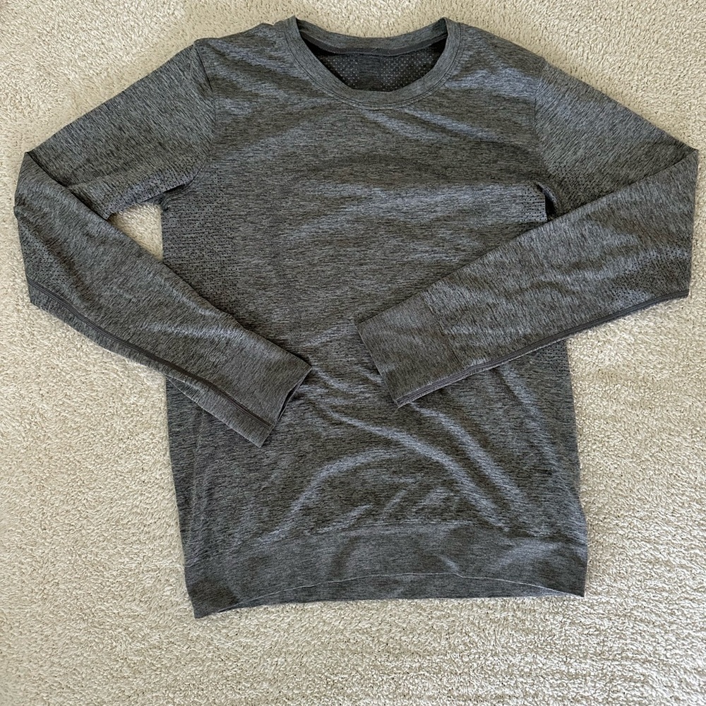 Lululemon Relaxed Swiftly Long sleeve